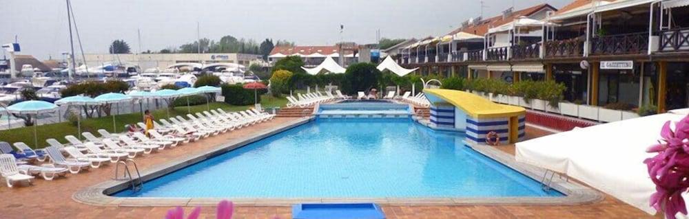 Hotel Marina Uno Lignano Sabbiadoro Esterno foto