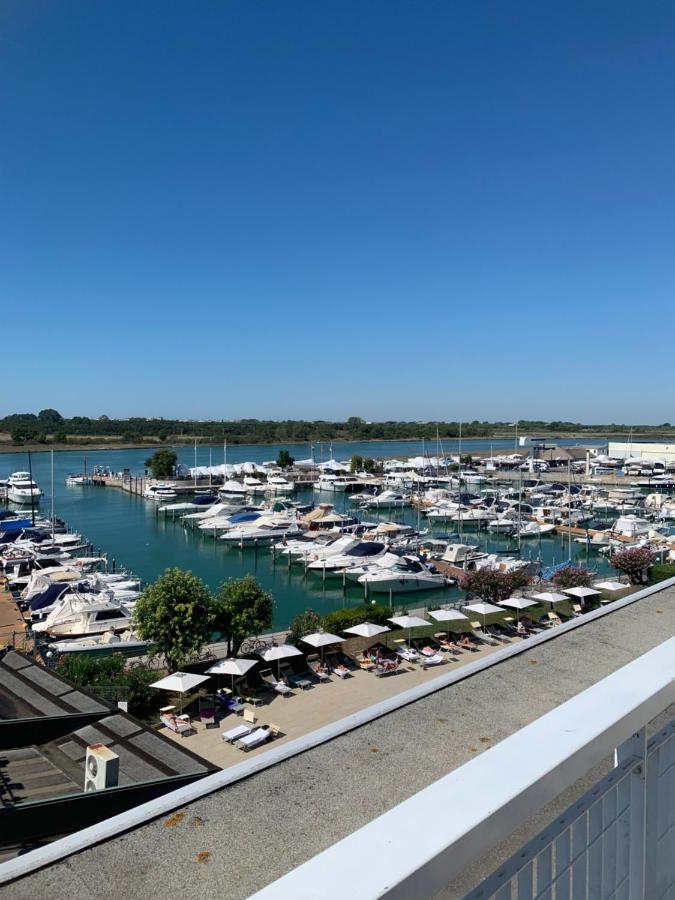 Hotel Marina Uno Lignano Sabbiadoro Esterno foto