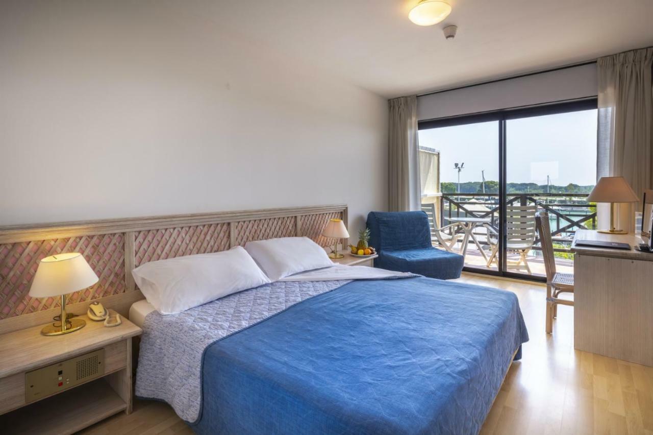Hotel Marina Uno Lignano Sabbiadoro Esterno foto